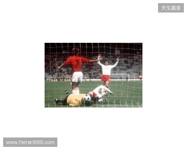 卡什：跟莱万并肩作战感觉很棒；希望能随波兰再踢一次世界杯